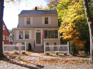 54 Forest Hills Rd, West Haven, CT 06516