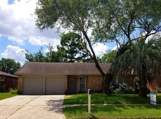 9523 Rumbling Wood Ln, Houston, TX 77086