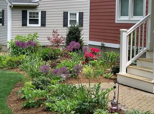 5 Sandra Ln, Reading, MA 01867