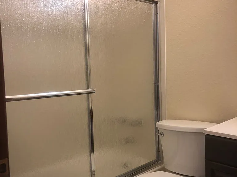 Pinewood Apartments — Photo 16