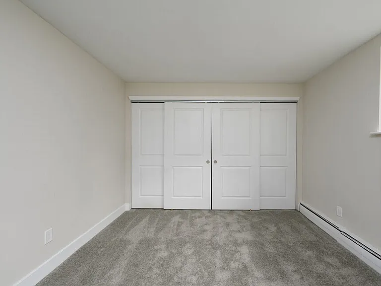 Green Valley Manor — Photo 12