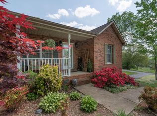 5209 Woods Way, Kingsport, TN 37664