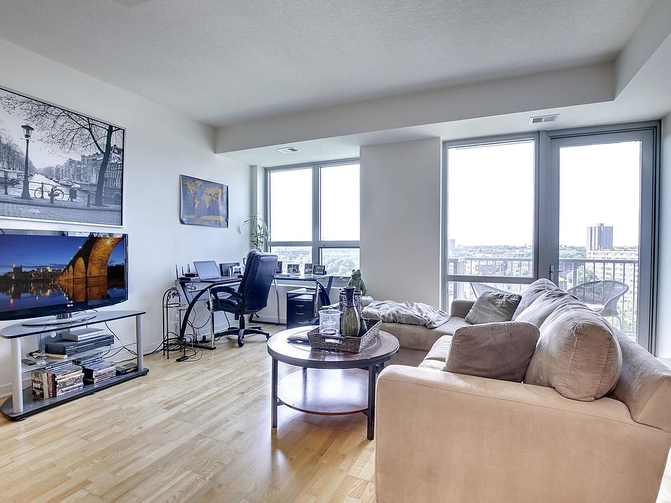 1st image of 929 Portland Ave APT 809