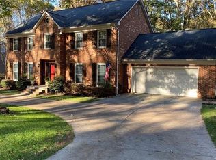 9319 Raintree Ln, Charlotte, NC 28277