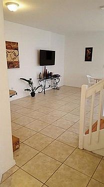 4th image of 15270 SW 91st Ln #000