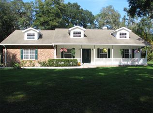 2306 E Lumsden Rd, Valrico, FL 33594