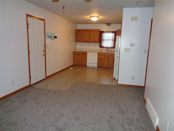 5th image of 2317 Edward Dr