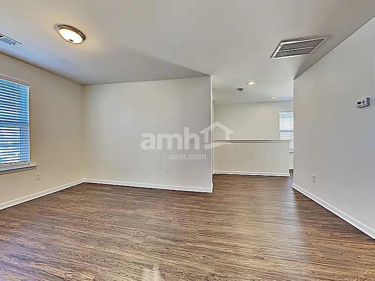 1506 Sanborll Landing Dr — Photo 18