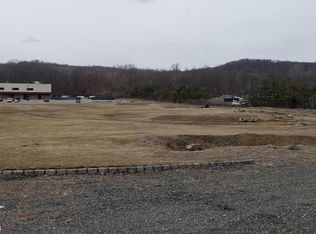 999 Willow Grove St, Hackettstown, NJ 07840