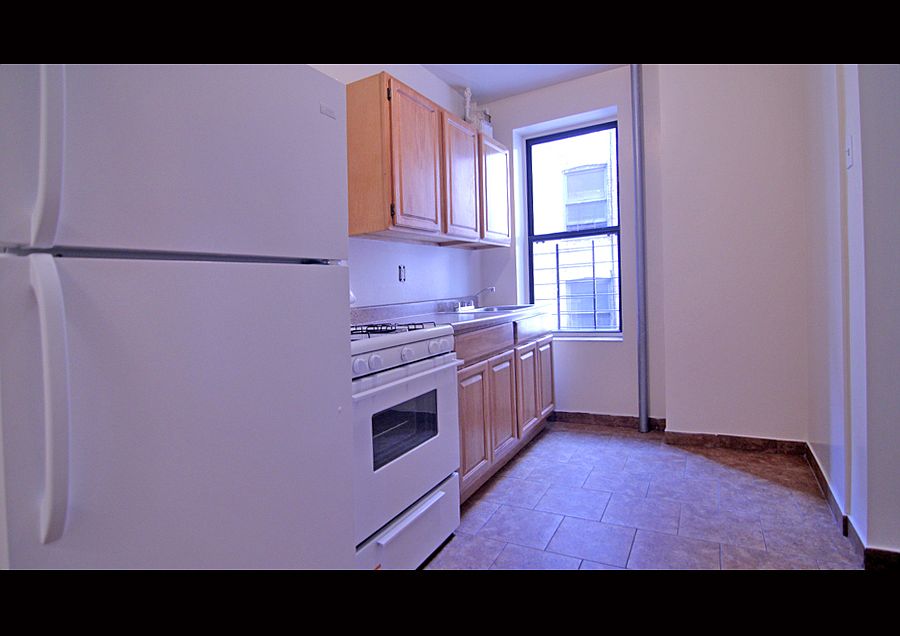1st image of 2741 Sedgwick Ave APT 3B