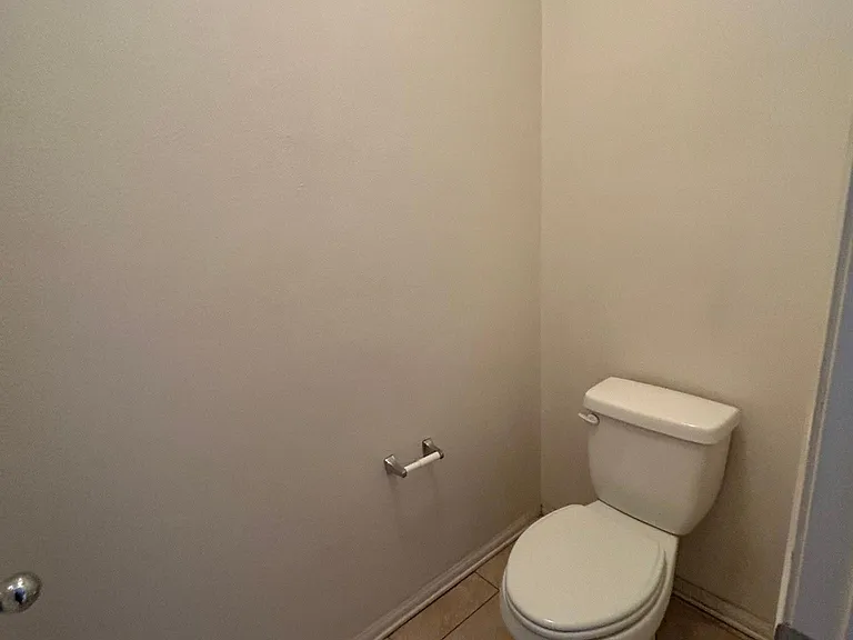 26255 Iris Ave #B — Photo 21