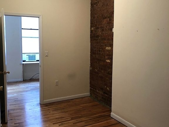 4th image of 11 Stanton St #4A46