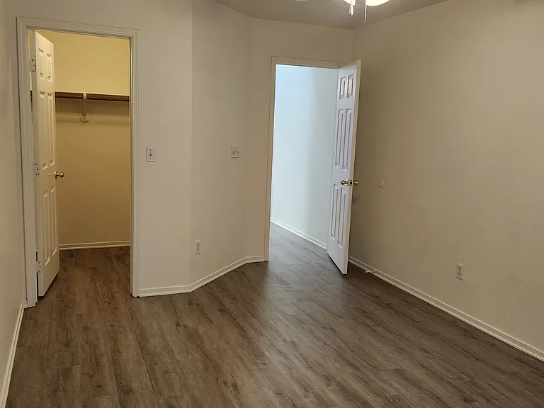 827 Harp Way — Photo 8