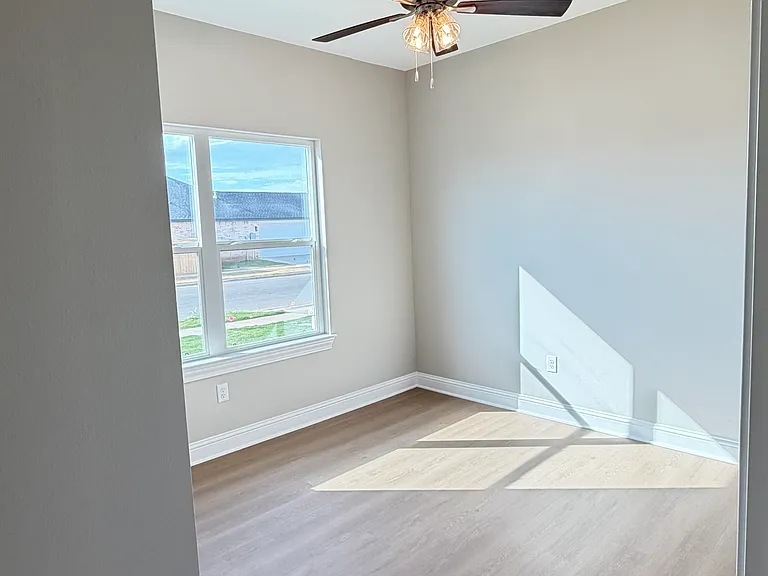 7625 Wildflower Way — Photo 8