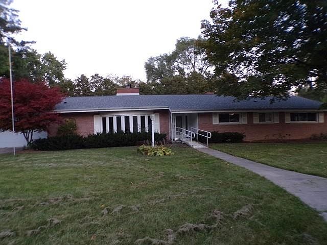 1st image of 2750 Clairmount Dr