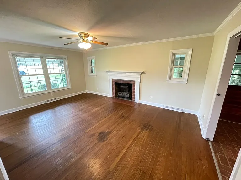 3511 State Highway 751 — Photo 17