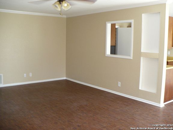 3rd image of 10514 Breeds Hill Dr