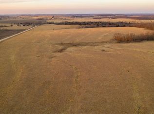 300 East Rd, Overbrook, KS 66524