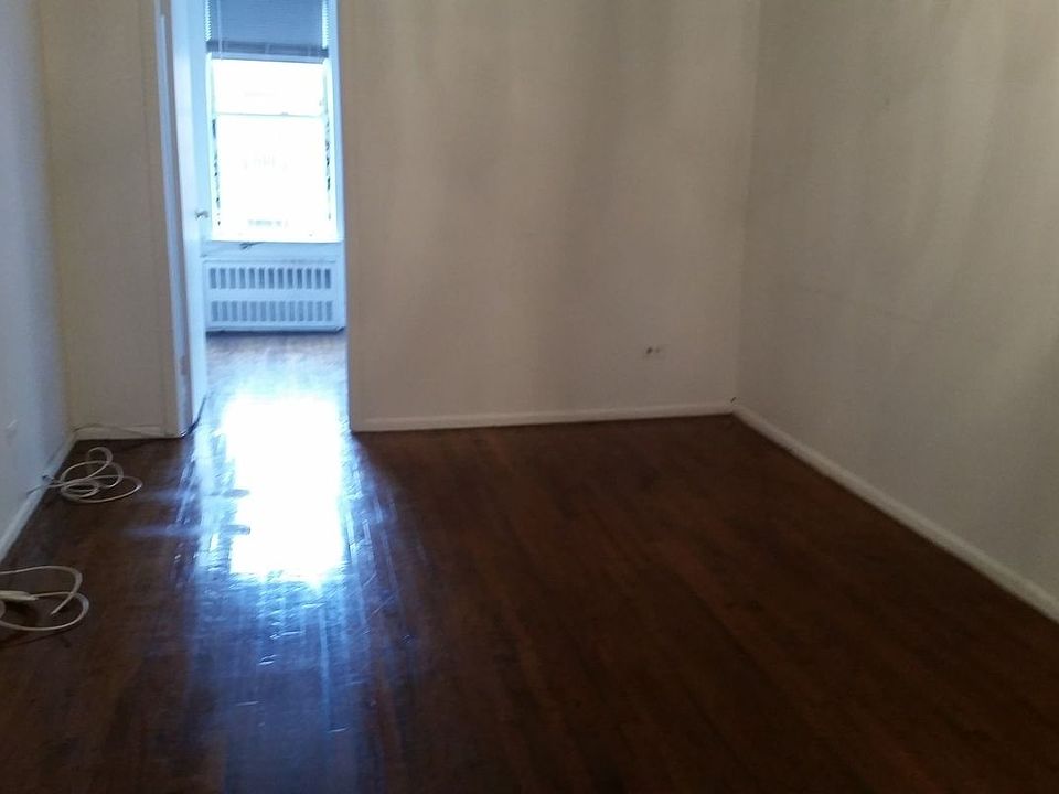 1st image of 349 E 61st St APT 4B