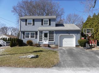 17 Fallon St, Lawrence, MA 01843