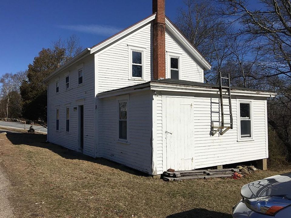 2nd image of 8 Old Stone Church Rd