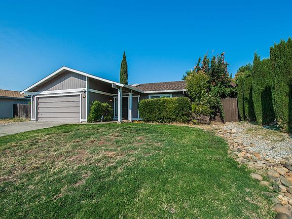 2nd image of 9805 Gardenwood Way