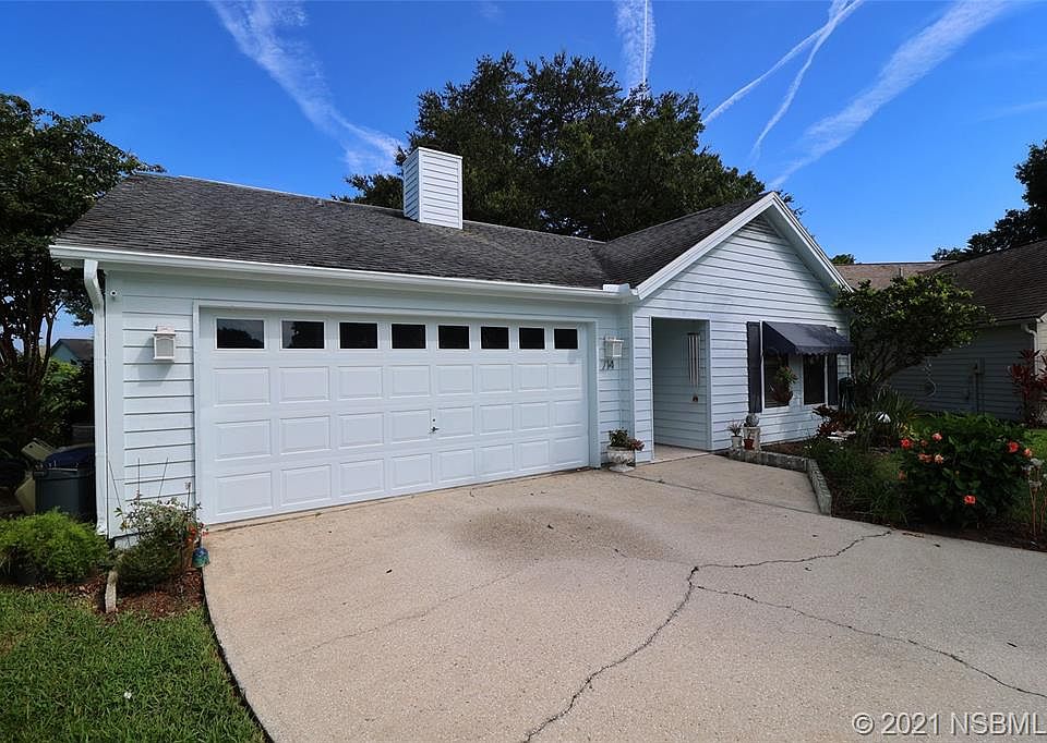 1st image of 714 Sky Tree Ct