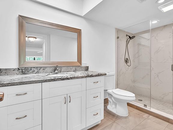 5th image of 23385 S Barwood Lane S #407