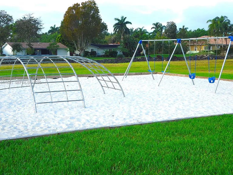8101 Camino Real #C-115 — Photo 11