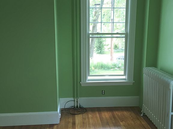 Side Bedroom
