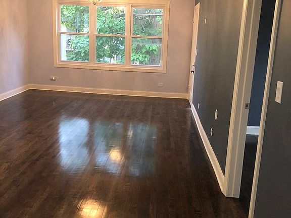 4th image of 4406 S Maplewood Ave #2