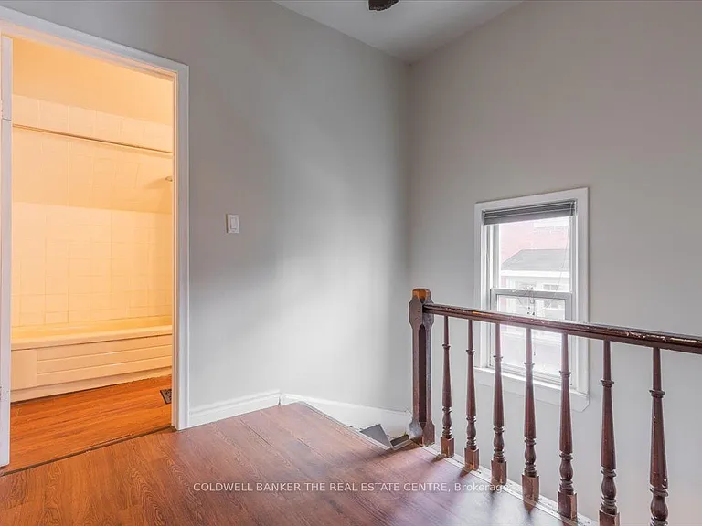 24 Maple St — Photo 34
