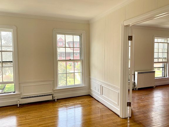 5th image of 28 Hodge Ave #2
