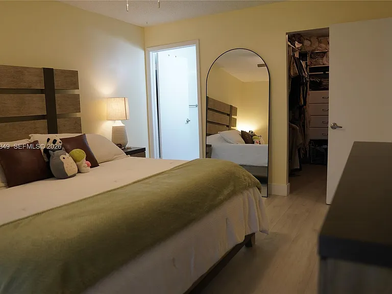 453 Lakeview Dr #2 — Photo 18