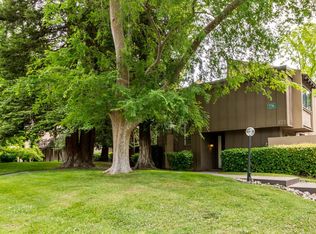 776 Woodside Ln E UNIT 1, Sacramento, CA 95825