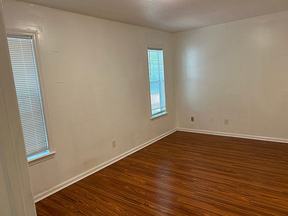 5th image of 342 Ashley Forest Rd