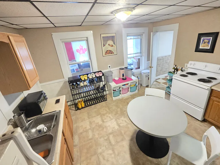 139 Greenwood St #2 — Photo 1
