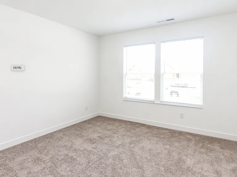 8813 Georgina St — Photo 8