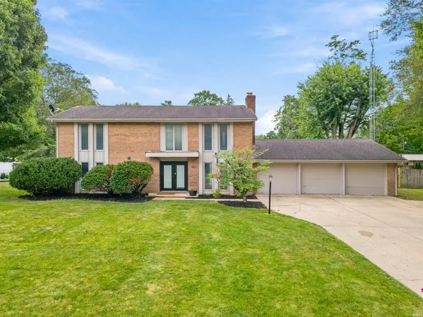 1415 W Forest Ln, Marion, IN 46952