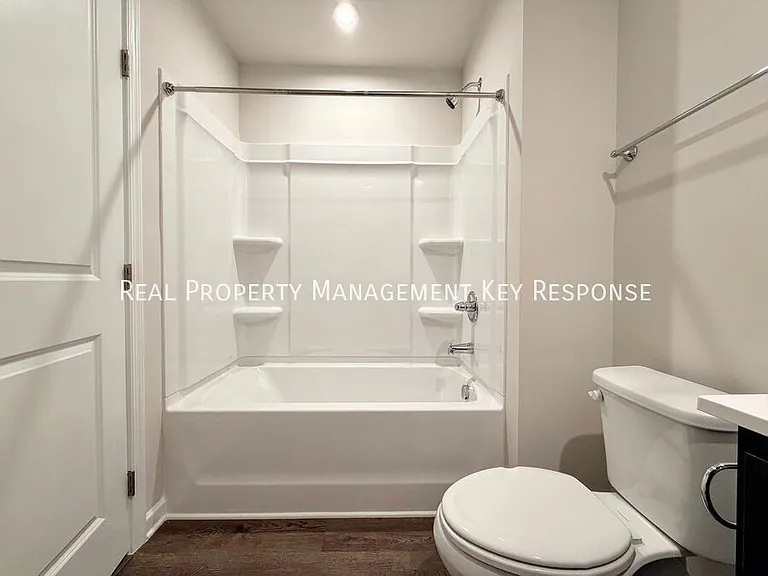 325 Heritage Ave — Photo 18