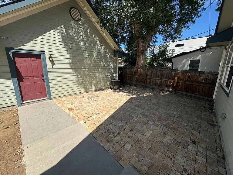 1701 Grove St — Photo 26