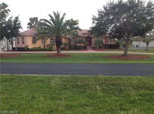 8671 Belle Meade Dr, Fort Myers, FL 33908