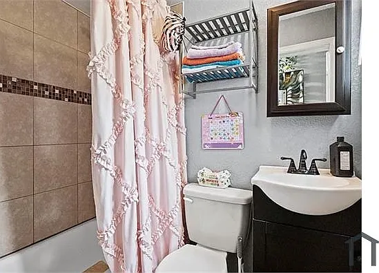 3226 Rodgers Ave — Photo 6
