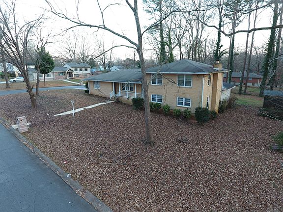 3rd image of 1717 Hillview Ave