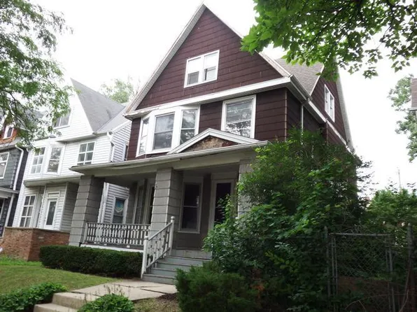 529 N 31st St, Milwaukee, WI 53208