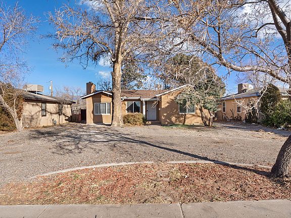 3rd image of 824 Cagua Dr SE
