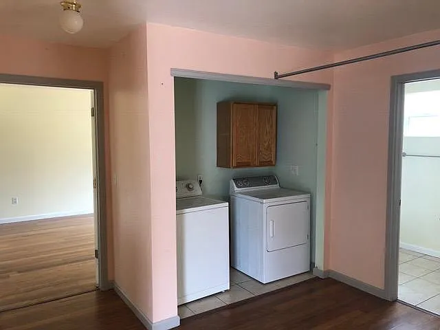 585 Depew Ct — Photo 4