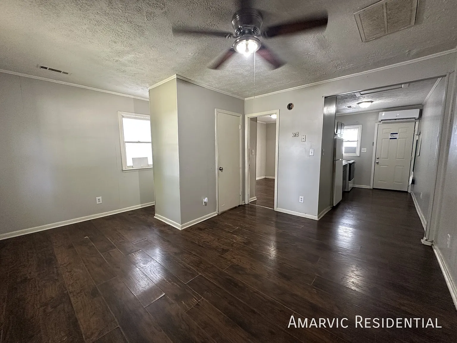 717 Bullock St — Photo 3
