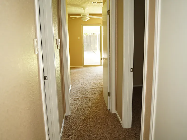 5011 Melbourne Dr #1 — Photo 14