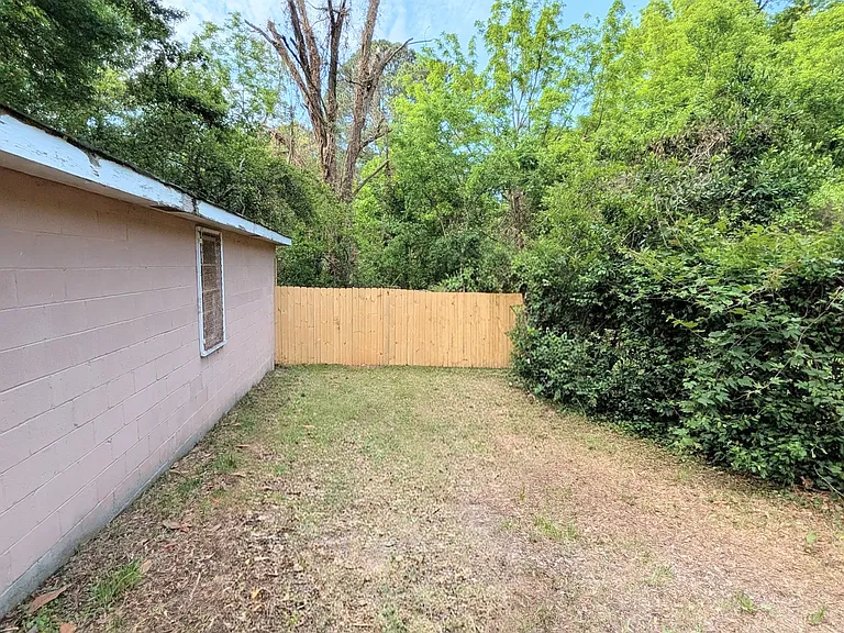 1332 Akridge St NW — Photo 13
